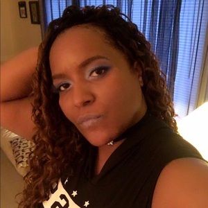 Meet your Posher, Levita